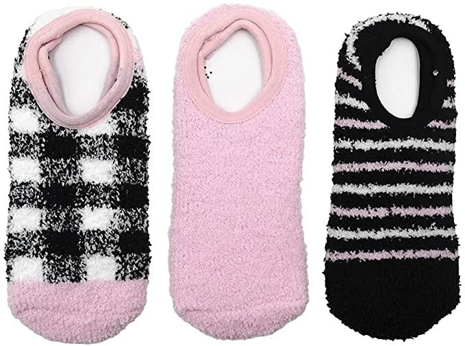 Betsey Johnson 3-Pack Cozy Lounge Liners Socks  - Image 1 of 1