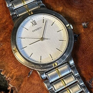 VTG Seiko Session Women’s Silver Gold Tone Silver Dial 31mm Round New Battery - Picture 1 of 10