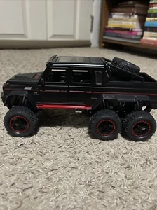 1/22 Benz G63 AMG 6x6 V12 Off-Road Black Pickup Model Car - Picture 1 of 15