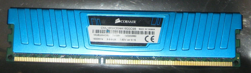 4GB CORSAIR Vengeance LP DDR3 RAM 1600MHz PC3-12800U CML16GX3M4A1600C9B ver8.15 - Bild 1 von 1