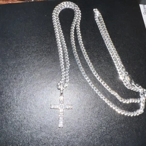 solid 925 Italy sterling silver 3.5mm 24"curb link w/ 925 CZ Cross - Picture 1 of 8