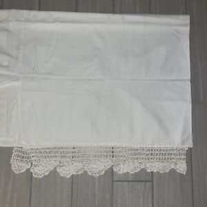 Vintage Crochet Bedskirt Dust Ruffle White ~ Ecru Cottage Boho