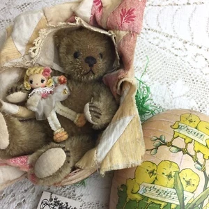 Vintage Original Herzstrings Ostern 5 Zoll Künstler Teddybär Baby Puppe Papier Ei - Bild 1 von 24