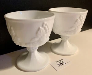 2 Colony Harvest Milk Glass Footed Goblet Cups Grapes Leaves Vintage - Picture 1 of 15