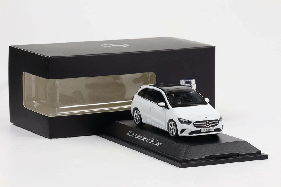 1:43 Herpa Mercedes-Benz B-Klasse W247 2018 Bianco Polare Rivenditore - Immagine 1 di 4