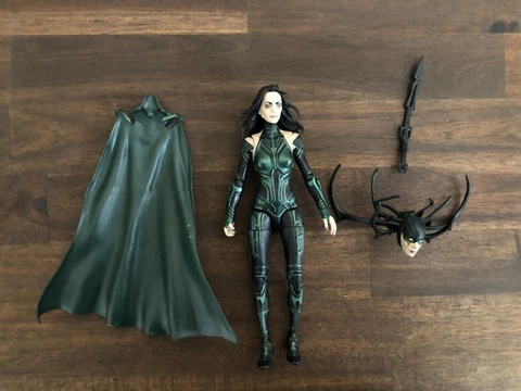 Marvel Legends figure Hela Gladiator Hulk series Cover