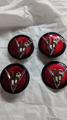 Medallones Cadillac 1931 V16 para tapacubos Foto 1 de 4