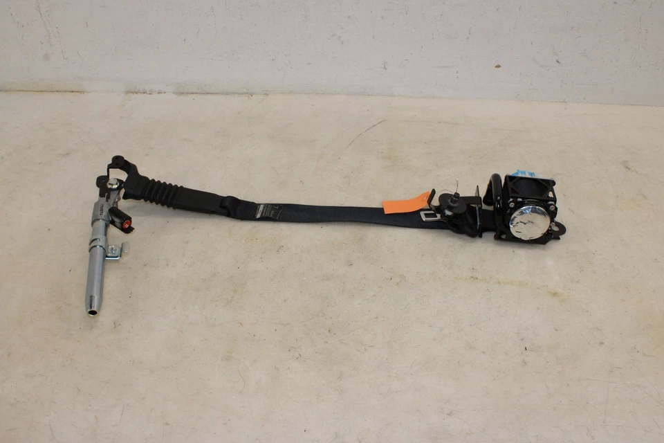 2017-2020 Fiat 124 Spider Left Seat Belt OEM LK132 - Image 1 of 4