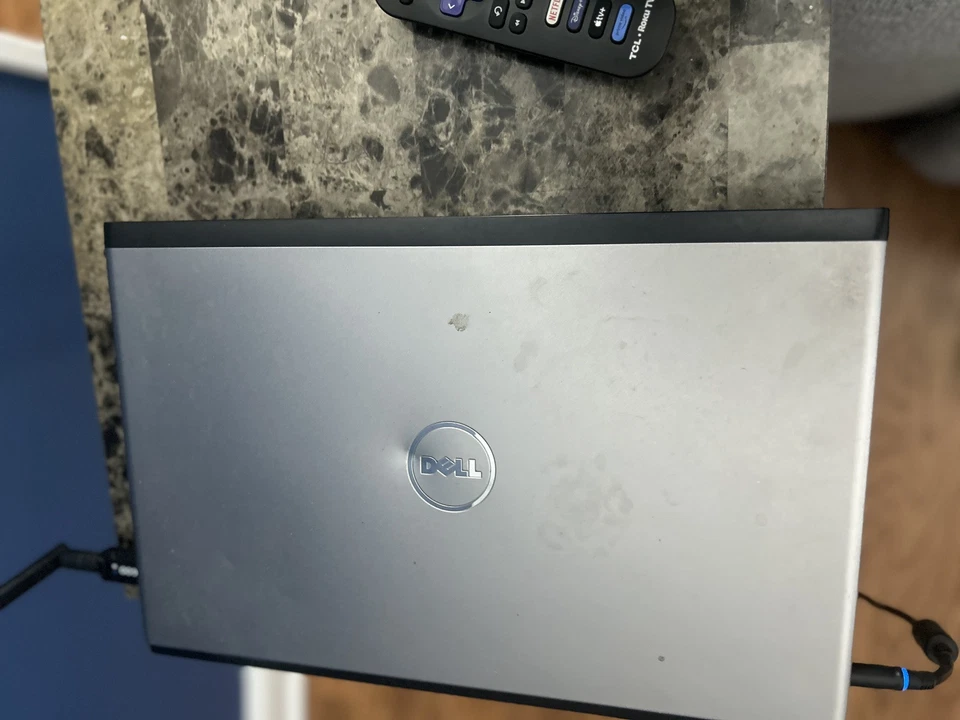 Laptop Dell Foto 1 de 4