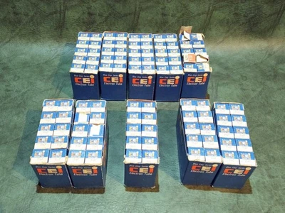 НОВЫЙ ИЗ СТАРЫХ ЗАПАСОВ ВИНТАЖНЫЙ CALVERT ELECTRONIC CEI ЭЛЕКТРОННАЯ ТРУБКА 5678 7167 3B4 RCA 100 ЕДИНИЦ ЛОТ - Изображение 1 из 4