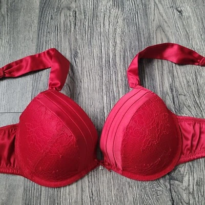 Sujetador Gilligan & O’Malley Rojo 38C Ligeramente Acolchado Correas Anchas Foto 1 de 4