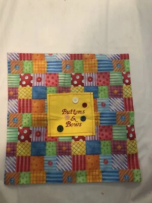 Darling Hecho a Mano 14.5 X 14.5 Pulgadas Botones y Arcos Sobre Funda de Almohada/FS Foto 1 de 3