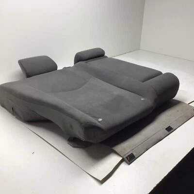 Toyota Prius 2010-2011 pasajero trasero derecho parte asiento superior gris Foto 1 de 4