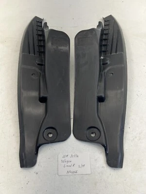 2010-2014 Volkswagen Jetta Sportwagen Right And Left Fender End Plate OEM. Foto 1 de 4