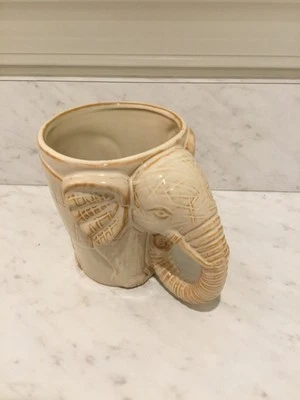 "Taza de elefante de cerámica Rainforest Café 4,25""" Foto 1 de 4