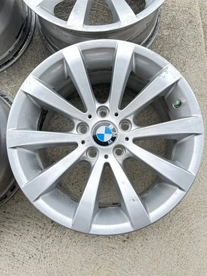 Juego de 4 llantas BMW 328i 17" Foto 1 de 4