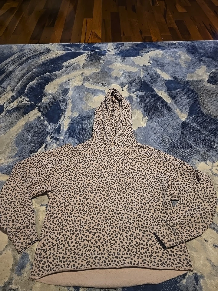 Abercrombie Hoodie Cheetah Animal Print Size M - Изображение 1 из 1