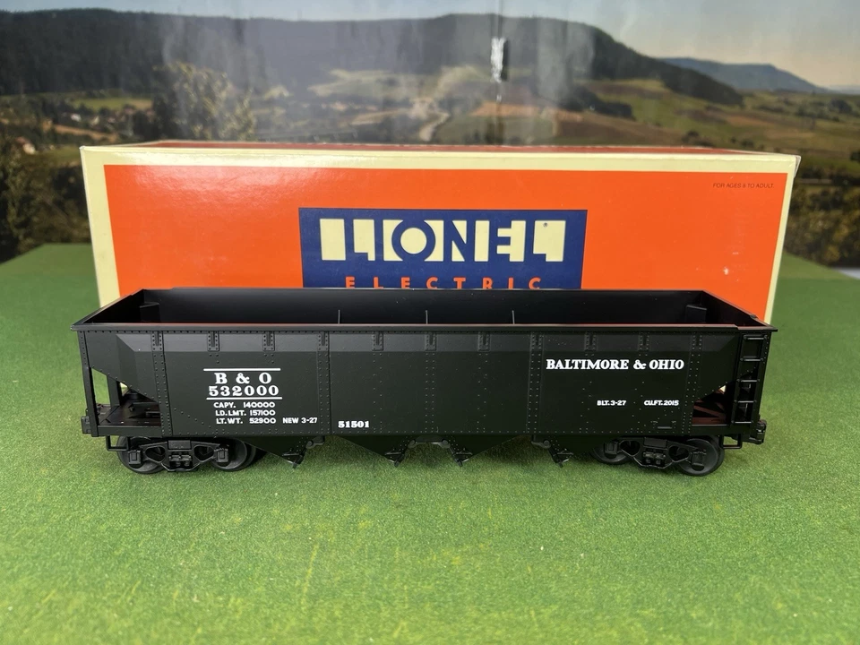 LIONEL 6-51501 SEMI-SCALE BALTIMORE & OHIO DIE-CAST HOPPER CAR MINT CONDITION - Image 1 of 4