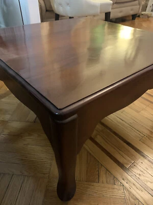 mahogany coffee table - Image 1 of 4