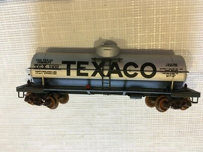 MICRO-TRAINS 65070 N-Gauge Tank Car Single Dome 39ft. Texaco TCX 1102 - Image 1 of 2