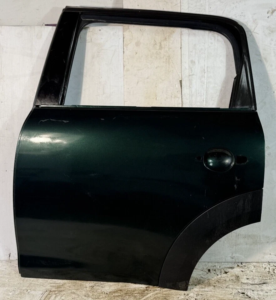 2011-2016 Mini Cooper Countryman Rear Left Driver Side Door Shell Panel OEM. Foto 1 de 4