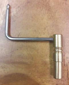 CLOCK CRANK KEY SIZE 6 - Picture 1 of 2