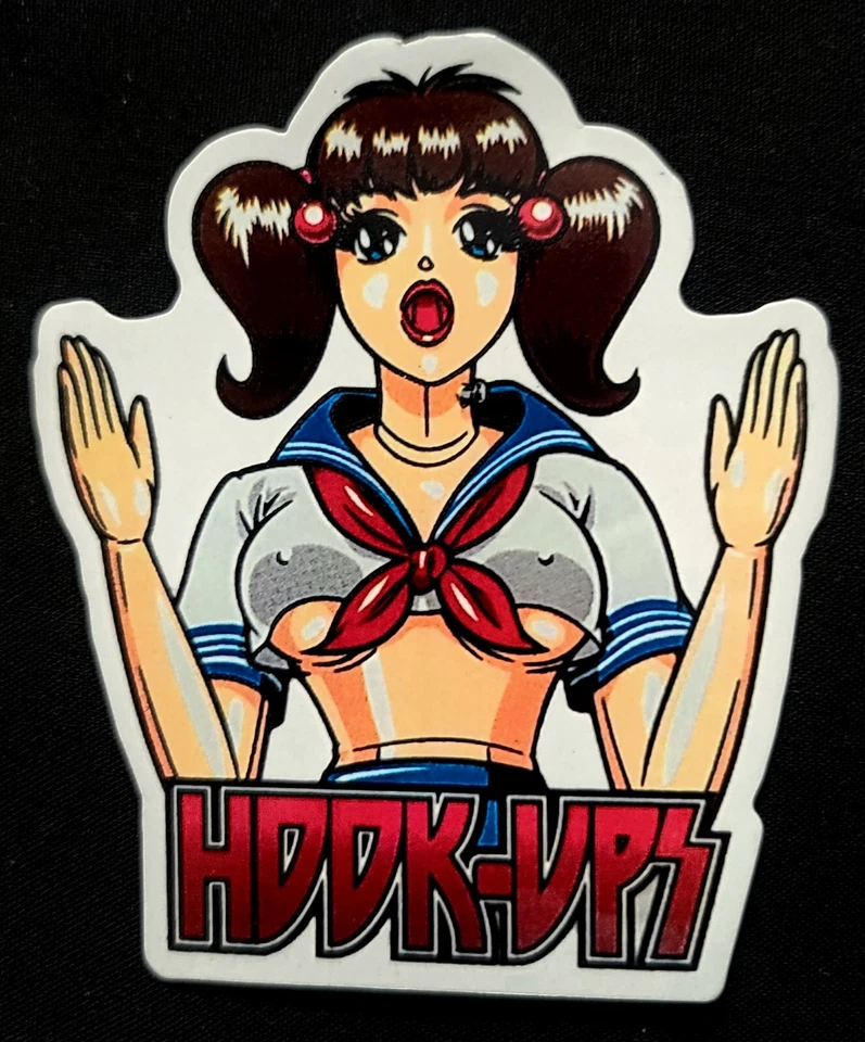PEGATINA HOOK UPS VINTAGE "BLOW UP BOOBS CHEERLEADER DOLL" 3 5/8 X 4 1/4" BRILLANTE  Foto 1 de 1
