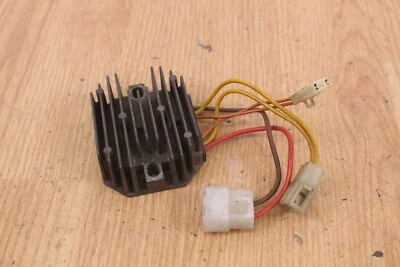 2009 POLARIS RMK 600 SHIFT Voltage Regulator 3 Phase  - Imagem 1 de 4