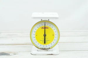 Vintage 25 LB Scale True Value Brand Yellow and White Kitchen Counter Scale - Picture 1 of 8