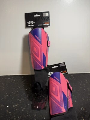 Nuevos juegos de espinilleras de fútbol Umbro Junior estribo   Foto 1 de 2