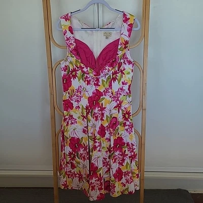 Lindy Bop Size 16 Sleeveless Dress Knee Length Floral Print Vintage Retro Pinup - image 1 of 4
