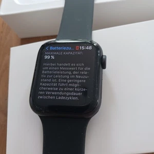 apple watch series 5 A 2093 44mm GPS Aluminium 99% Akku Sehr Guter Zustand - Zdjęcie 1 z 24