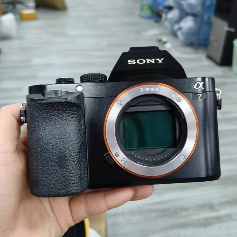Sony Alpha A7 24.3MP Mirrorless Full Frame Digital Camera Body -90% New - Image 1 of 4