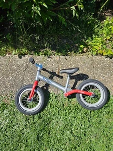 Kokua Laufrad Like a bike (silber/rot) - Bild 1 von 3