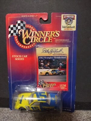 Action Dale Earnhardt 1982 Wrangler Thunderbird #15 1/24 Foto 1 de 4