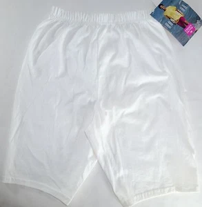 *NWT* HANES WOMENS LADIES WHITE COTTON SHORTS SIZE SMALL T114 - Picture 1 of 3