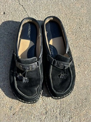 Zapatos Cherokee para mujer 6 zuecos mula sin cordones clásicos borla cuero cómodo negro Foto 1 de 4