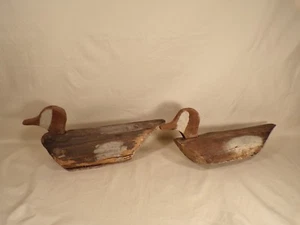 Antique Carved Wood Primitive Duck Decoy w Old Paint Primitive Cabin Decor AAFA - Picture 1 of 1