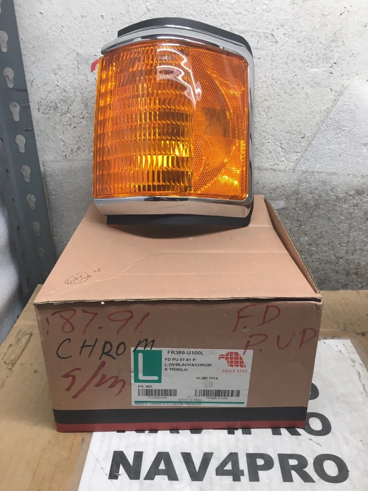 NEW 1987-1991 For Ford Bronco / F-150 LEFT Corner Signal Headlight Lamp #NT61 - Image 1 of 4