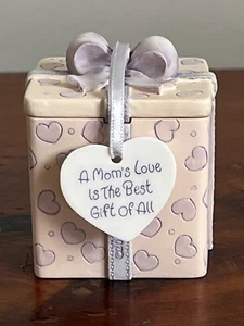 Precious Moments Figur, "A Mom's Love is the Best Love of All" - Bild 1 von 16