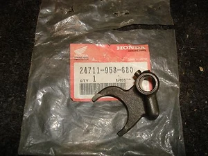 HONDA NOS OEM SUB TRANSMISSION SHIFT FORK ATC200E ATC200 ATC 200 24711-958-680 - Picture 1 of 2