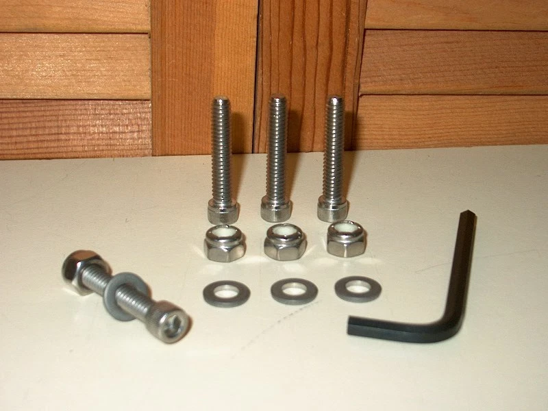 替换西南航空-BREEZE 和 AIR40 风力涡轮机叶片螺栓套件 — 第 1/1 张图片