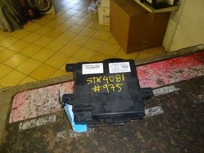 Chasis ECM multifunción compatible con 05-07 QUINIENTOS 109047 Foto 1 de 4