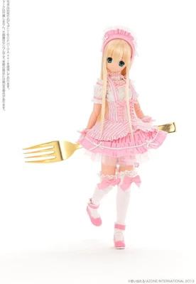 Azone Sahras a la mode Dulces a la mode Sahra White Strawberry Shortcake Foto 1 de 4