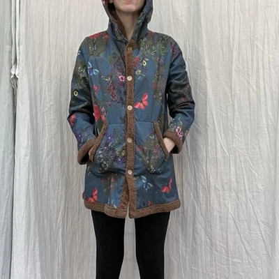 Chaqueta con Capucha Azul Estampado Floral Abotonada con Forro de Piel Sintética Marrón Talla Pequeña Foto 1 de 4
