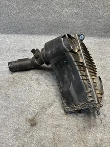 2007-2015 Audi Q7 4.2L Left Engine Air Cleaner Filter Box Housing 7L6128607AB - Picture 1 of 12