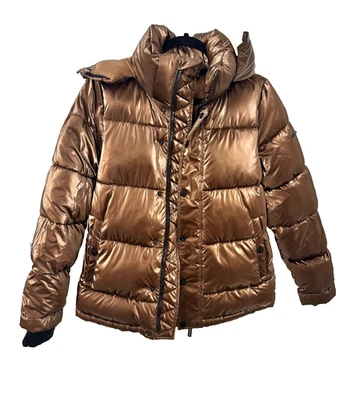 Chaqueta acolchada BCBGeneration bronce metálico para mujer XS sin plumas Foto 1 de 4