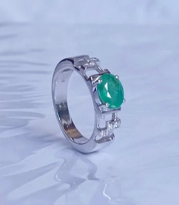 Anello con pietre preziose ovali con smeraldo naturale in argento sterling... - Immagine 1 di 4