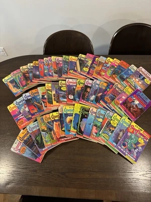 R.L. Stine Goosebumps Apple Fiction Many Original with Inserts Huge Lot Of 53 Foto 1 de 4