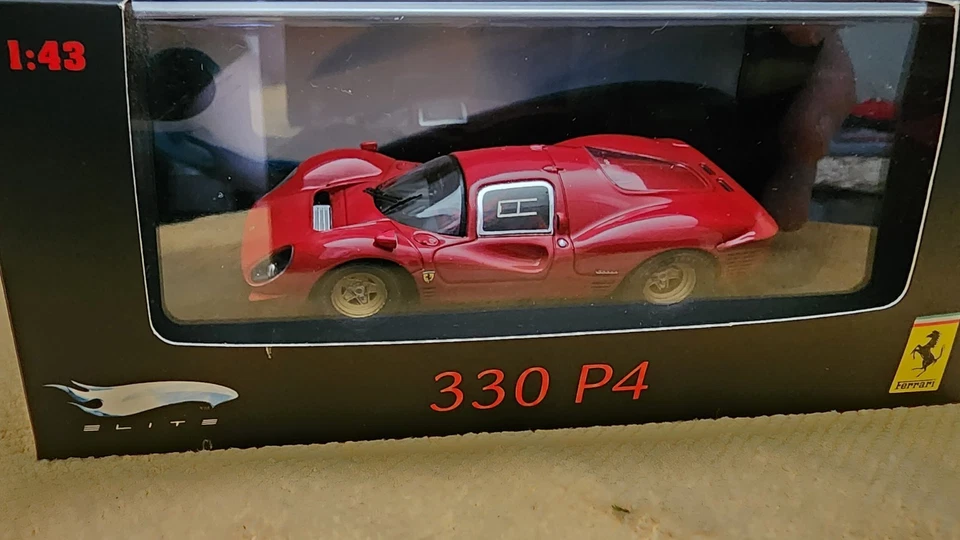 1:43 Hot Wheels Elite Ferrari 330 P4 Daytona 1967 rojo caja sellada Foto 1 de 4
